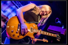 joanne-shaw-taylor-new-morning_15088456424_o