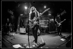 joanne-shaw-taylor-new-morning_15088880453_o