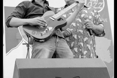 karl-w-davis-the-sweetpeas-cahors-blues-festival_14548657968_o